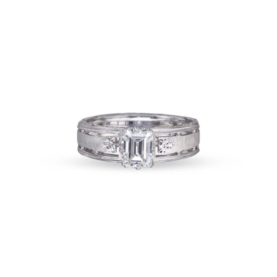 Buccellati Beatrice Ring - Luxury Diamond & Gold Band for Women