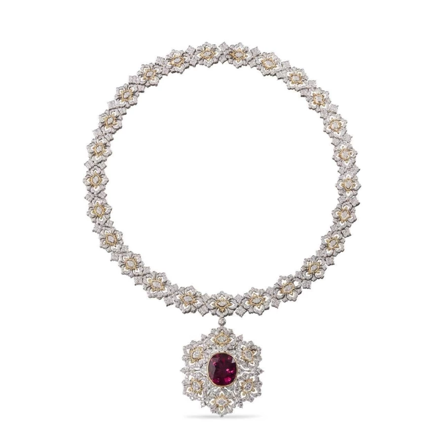 Buccellati Opera High Jewellery 18K Gold Diamond Pendant Necklace Luxury Italian Craftsmanship