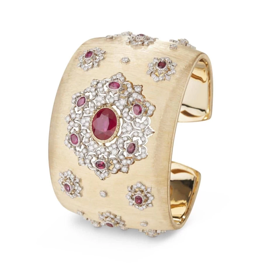 Buccellati Opera High Jewellery 18K Gold Diamond Bracelet Luxury Italian Collection