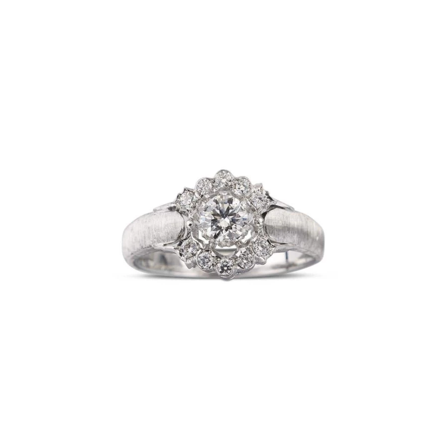 Buccellati Bradamante Diamond Ring – 18K Gold Luxury Band for Women